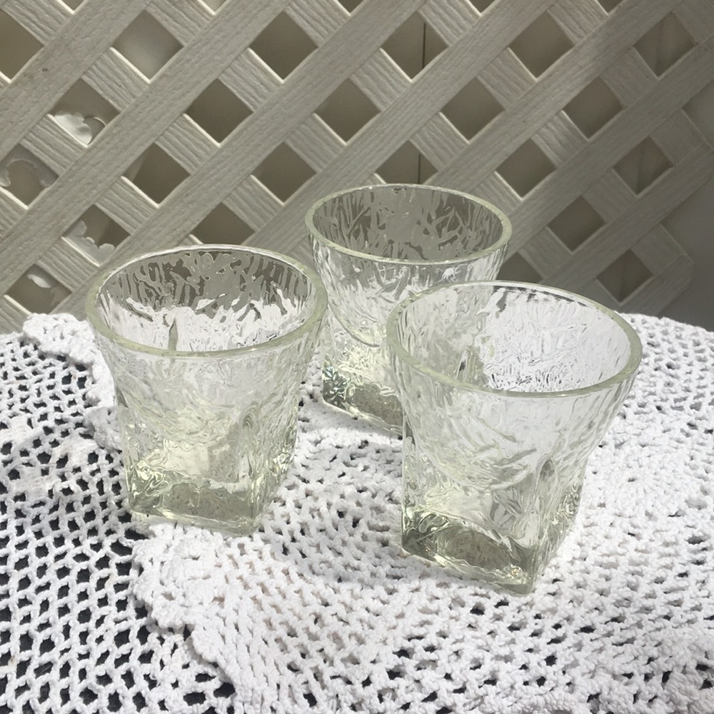 Vintage, ice glass, perfect size for straight up drink sipping